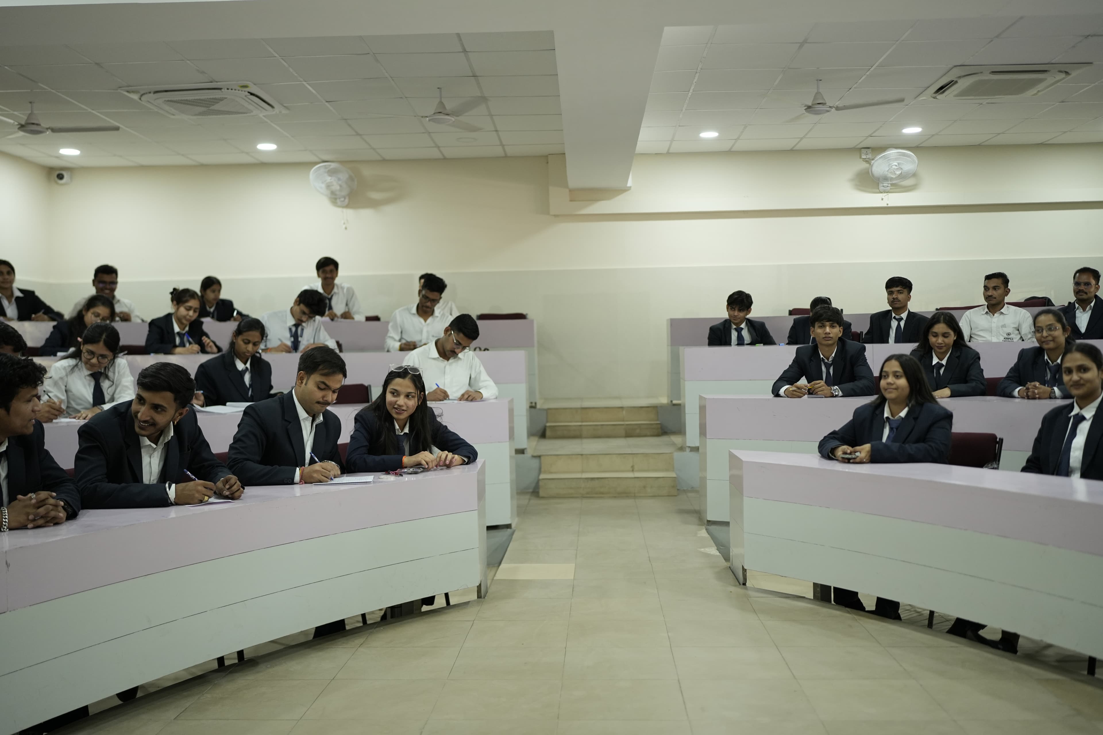 Spacious classroom for active learning